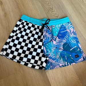 Frame of Mind Clothing (FOMC) Women’s Boardshorts - size medium